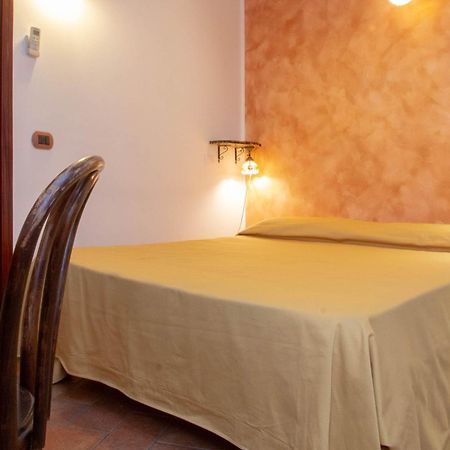 Donnaciccina Accomodation Tropea Buitenkant foto