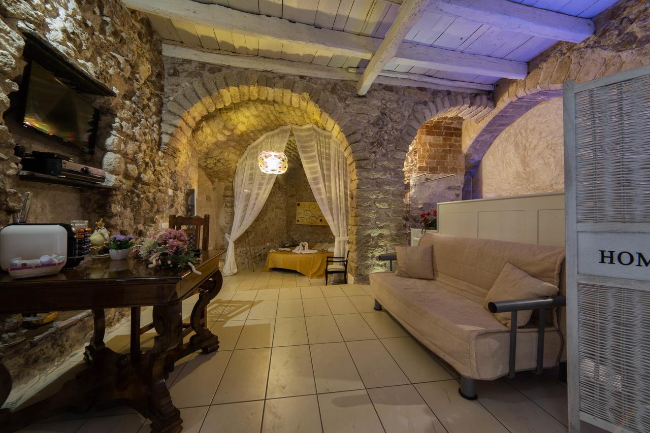 Donnaciccina Accomodation Tropea Buitenkant foto