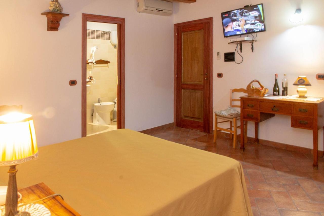 Donnaciccina Accomodation Tropea Buitenkant foto