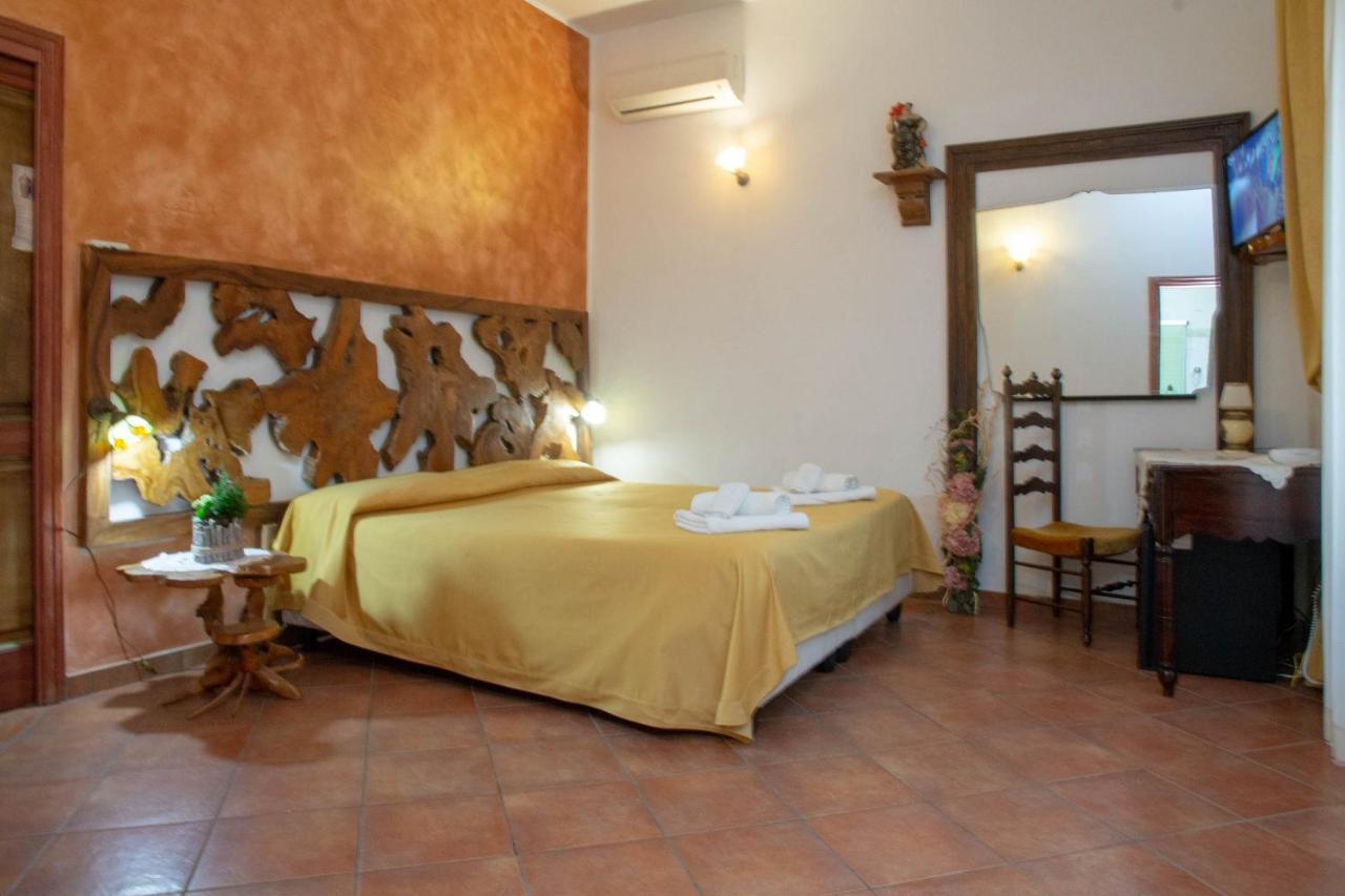 Donnaciccina Accomodation Tropea Buitenkant foto