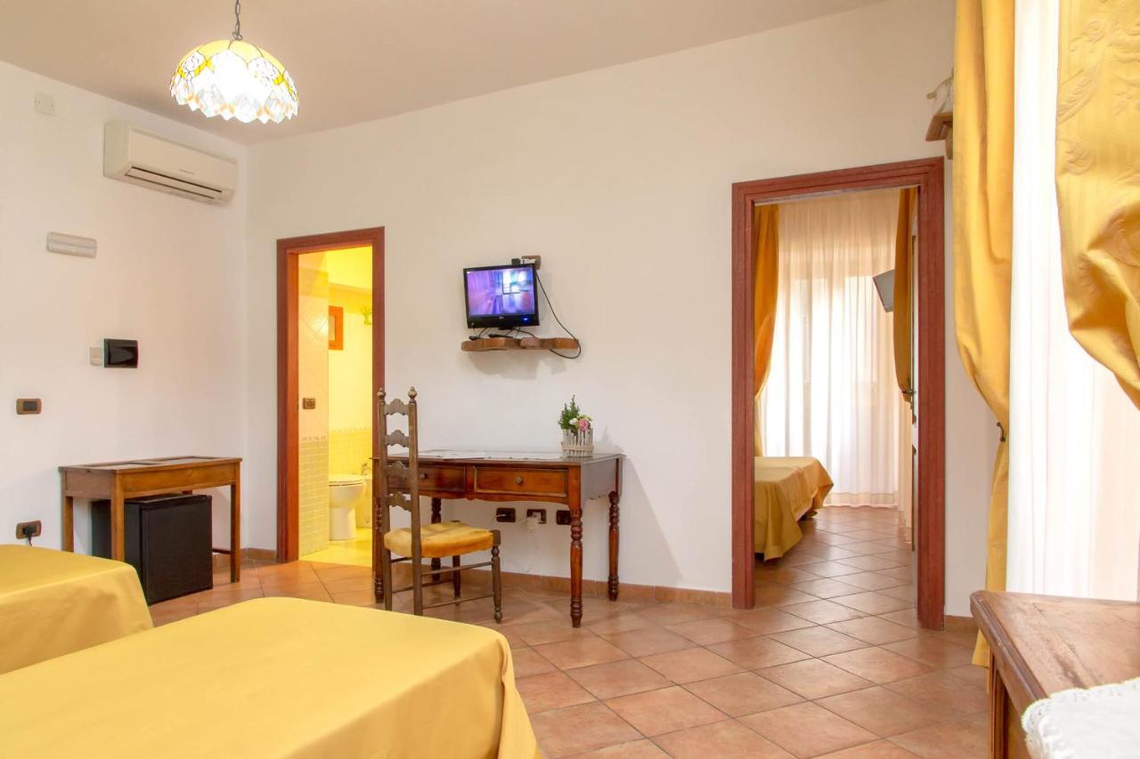 Donnaciccina Accomodation Tropea Buitenkant foto